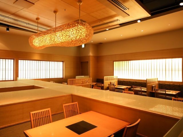 5 Select Luxurious Dining Spots in Namba, Osaka's Popular Area for a Taste of Extravagance