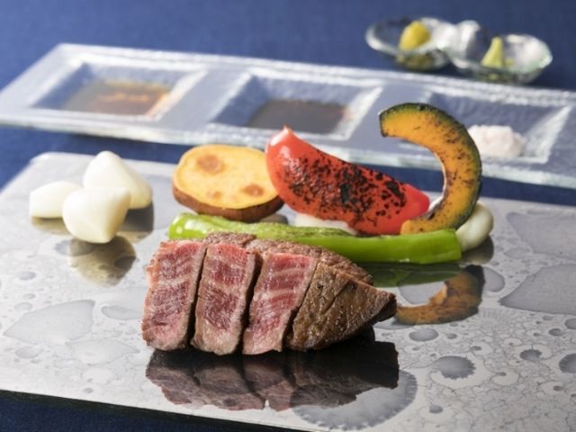 5. Teppanyaki Ousaka