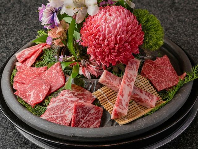 5 Select Luxurious Dining Spots in Namba, Osaka's Popular Area for a Taste of Extravagance