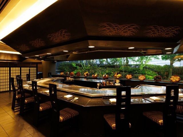 Fantastic Restaurant with Great Taste and Atmosphere in Osaka's Popular Area, Minami