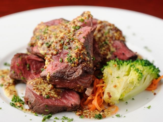 38. Bistro et Vin Grand Ami