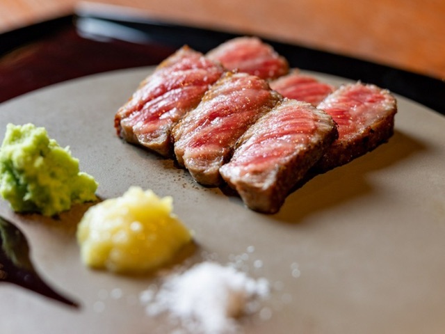 Guests can luxuriously enjoy brand beef at a counter! 5 recommended restaurants with excellent atmospheres / Tokyo