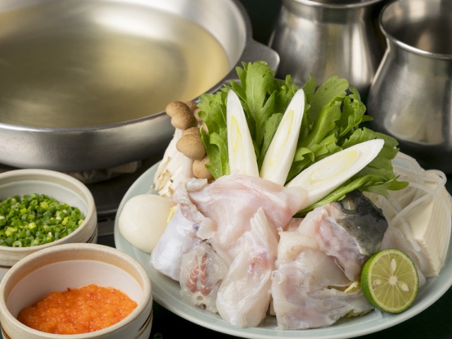 5 restaurants where guests can enjoy a rich variety of hotpot cuisine in winter / Osaka