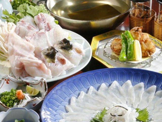 5 restaurants where guests can enjoy a rich variety of hotpot cuisine in winter / Osaka