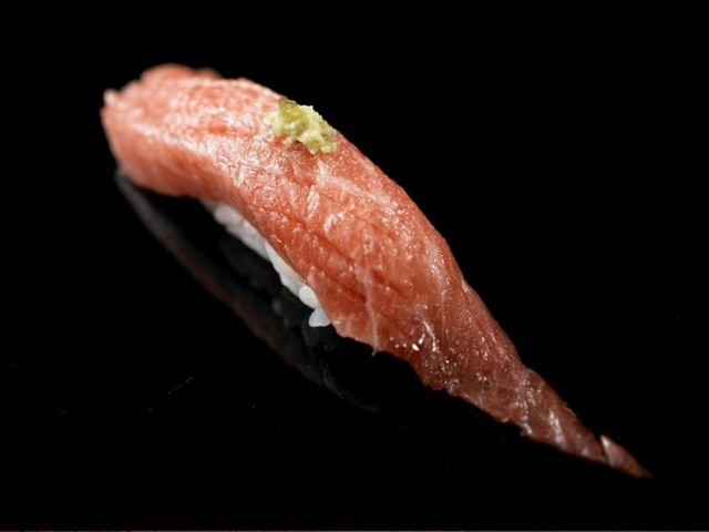 The handiwork of artisans shines through in this food! 5 restaurants that let guests enjoy better than average sushi at counter tables / Nagoya