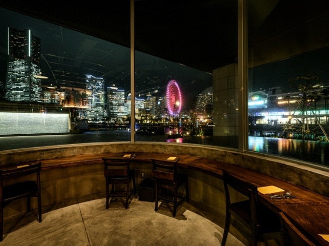 Make dates more exciting! 5 restaurants for gazing at beautiful night scenery / Yokohama