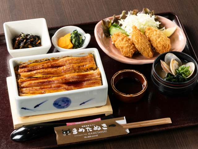 A Japanese restaurant where guests can enjoy Miyajima specialties such as conger eel and oysters