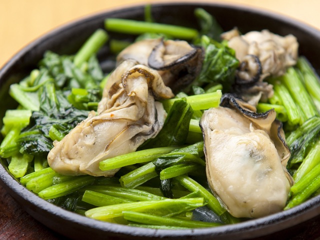 Guests will smack their lips at the local and homemade cuisine using seasonal seafood caught in the Seto Inland Sea