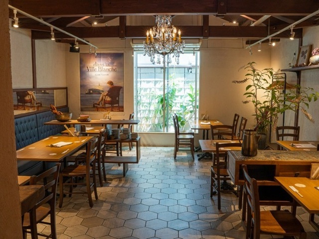 Right in the middle of the season! 5 restaurants that let guests enjoy delicious oyster cuisine / Hiroshima
