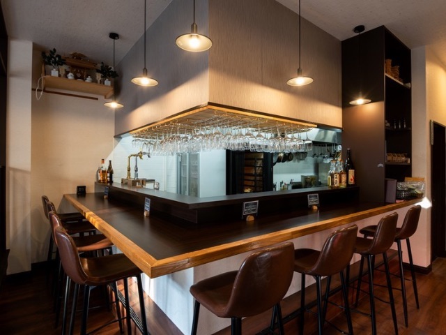 Enjoy wood-fired cuisine that will invite you into a world of gastronomical delights