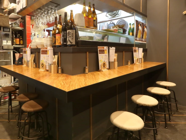 Enjoy a quick drink after work! 5 restaurants with delicious food in the Honmachi and Yodoyabashi area, which can be used for solo and group drinking / Osaka