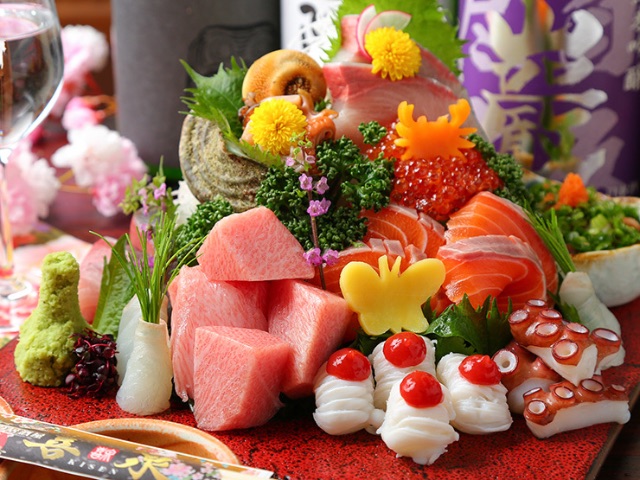 Serving original seasonal cuisine that uses the highest quality ingredients at affordable prices