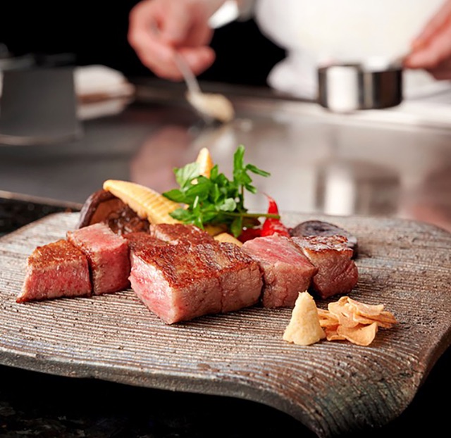 Indulge in Premium Beef Delights at These 5 Stylish Tokyo Restaurants with Exceptional Ambiance