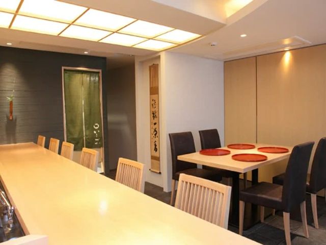 A Surprisingly Harmonious Union - Delight in the Pairing of Wine and Japanese Cuisine in Tokyo!