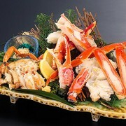 Hokkaido Sakaba Kita-no Kazoku Namba Sennichimae Branch_Crab Eat and Compare Set (Red King Crab and Snow Crab)