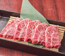 Gyu-Kaku Sapporo Tokeidai-dori Branch_Kuroge Wagyu Top Karubi - Appearance is also beautiful! Taste the feeling of melting in your mouth.