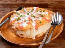 DOMO DOMO Ikebukuro Higashiguchi Branch_Mentai Chicago Pizza - It is filled with stretchy mentaiko cheese!