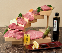 Ninja Yakiniku_A5-ranked Iga Beef Ninja Yakiniku Tower - has a high impact both in taste and appearance!