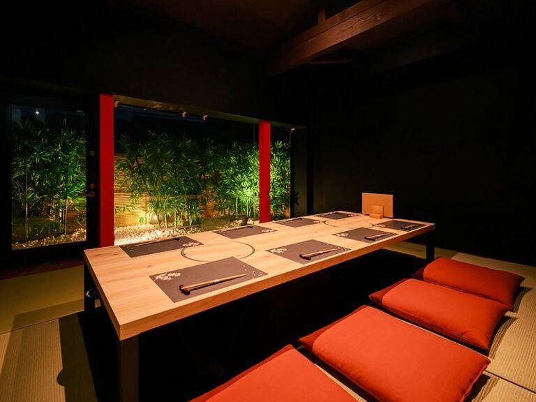 Ryuki_Inside view
