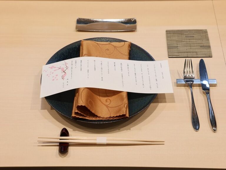 Niku Sakana Sai Murakami_Inside view