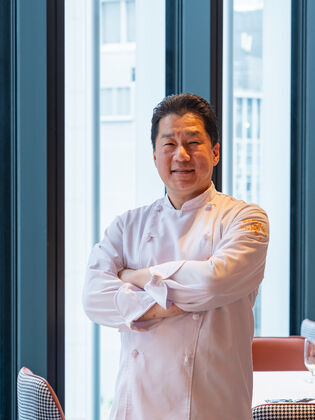 BENJAMIN STEAK HOUSE KITTE OSAKA_Teruhiko Sakaguchi