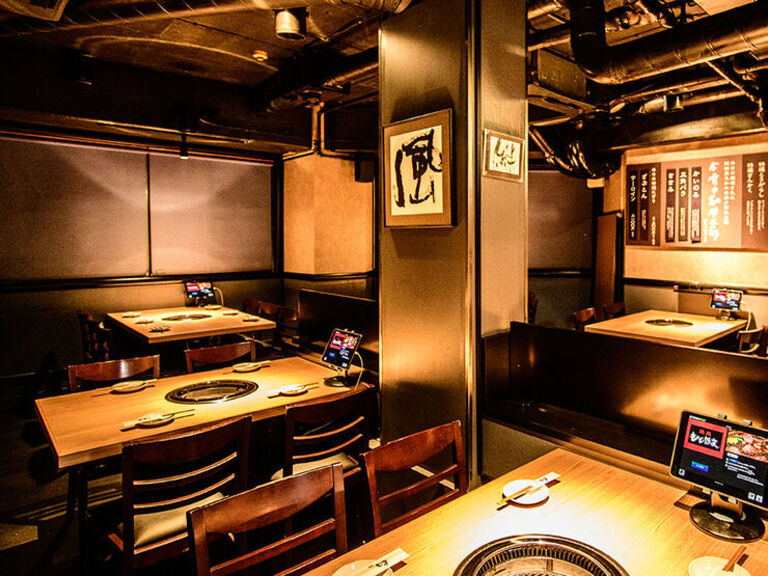 Yakiniku Motoyama Shinjuku Branch_Inside view