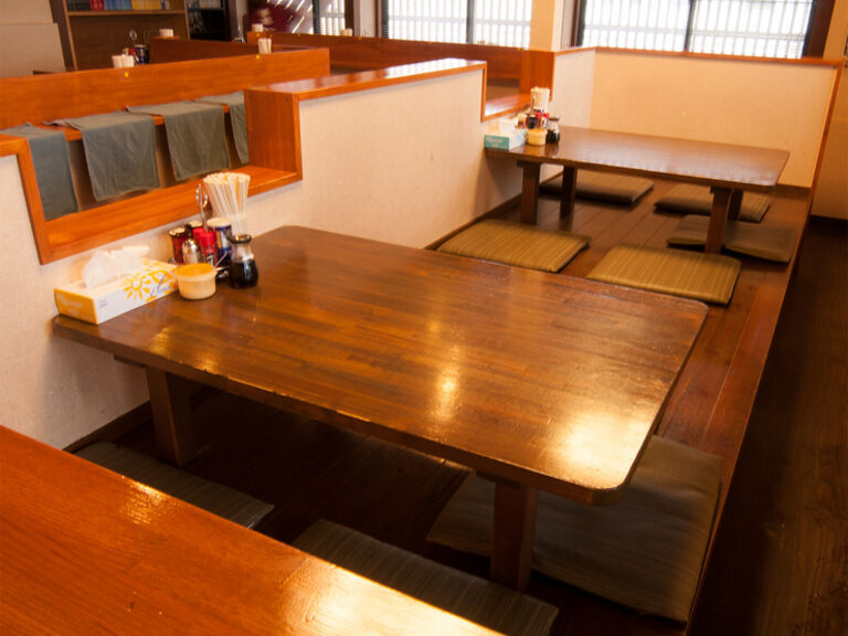 Ramen Hachi_Inside view