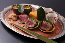 Wagokoro Izumi_Hassun appetizer platter - A collection of the owner's most delicious tastes that are a delight for the eyes and taste buds (serves 2 guests)