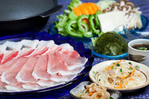 Oshokuji Dokoro Chanya_Enjoy Yanbaru's specialty pork - "Yanbaru agu pork shabu shabu set"