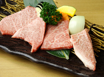 Hakuundai Grand Front Osaka Branch_Deluxe Sendai Beef  4-Cut Assortment (rib roast, tri-tip, chuck flap, rib cap)  200g