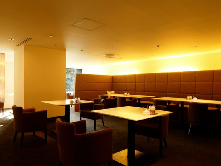 Sapporo Park Hotel Terrace Restaurant Piare_Inside view
