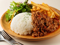 Sakura Cafe & Restaurant Ikebukuro_[Lomo Saltado] Spicy dish with simmered beef and tomato.