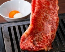 Shibuya Wagyu Yakiniku USHIHACHI Kiwami_Fatty Meat Seared in 3 Seconds