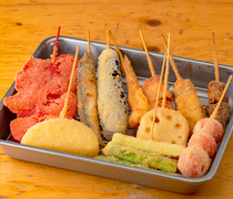 Ebisu Shoten Minami 2 Nishi 5_Ganso Ebisu Kushikatsu - Enjoy a wide variety of ingredients. Skewers with crispy, freshly fried batter.