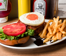 SHOGUN BURGER Shinsaibashi Branch_Bacon Cheese Egg Onion Burger - A dream hamburger. It is loaded with delicious ingredients!