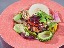 Mahoroba Teppan Okinawa_Rossini-style Foie Gras and Aged Meat - A Specialty by the chef who honed his skills in French cuisine.