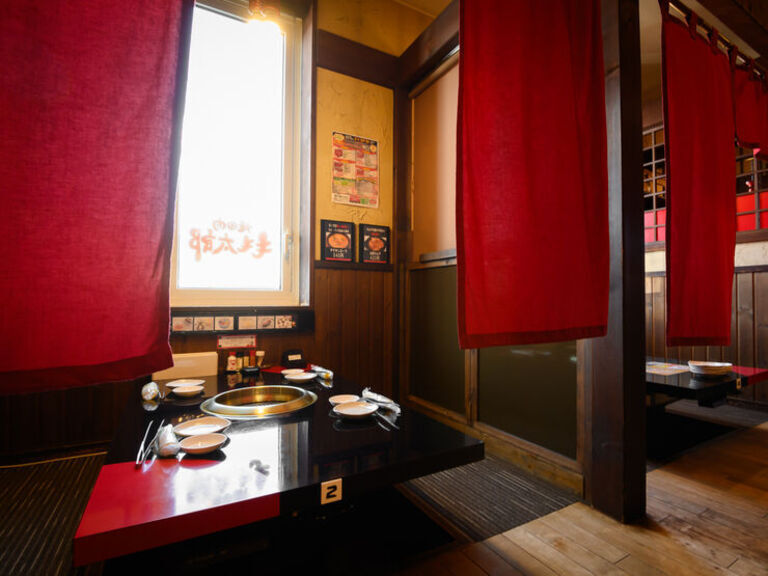 Yakiniku MOMOTARO_Inside view