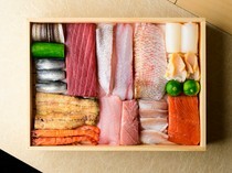 Sushi Kinari_Ingredients - You can feel the changing of the seasons every time you visit, with a rich variety of colors.