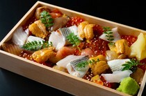 Sushi Fujiro_Sushi Fujiro Special Bara-chirashi - A takeout item, like a jewel box of seafood.