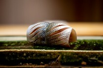 Sushi Fujiro_Complete Omakase Sushi Course - A blissful banquet! Enjoy 3 kinds of sushi prepared by a skilled chef.