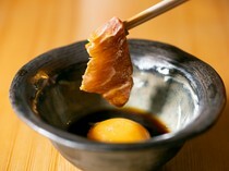 Sushi Rakuichi_Tuna Sukiyaki - The tender flesh and deep flavor are impressive.