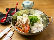 Shunsai to Osake Anbai_Blowfish and Crab Shabu-shabu - Taste domestic blowfish & crab in one pot.