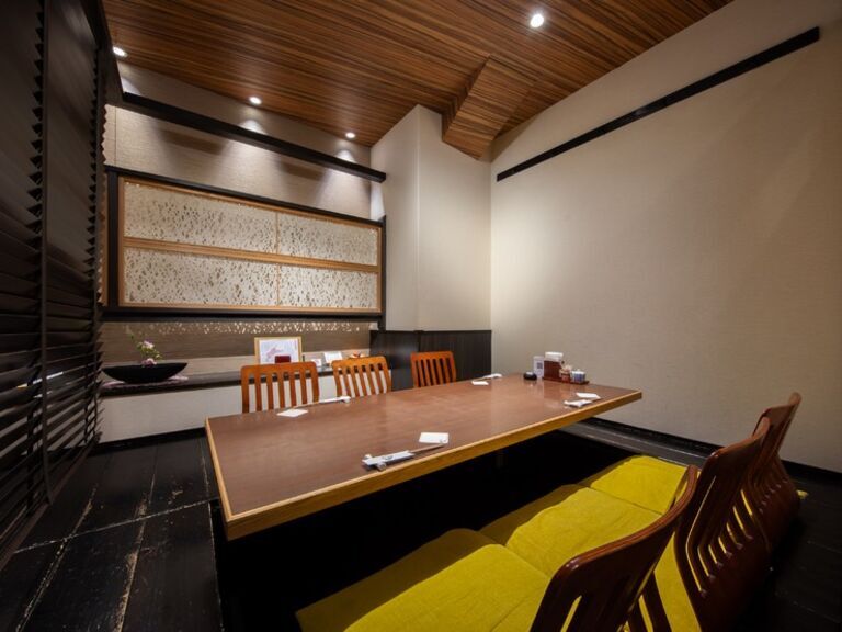 Kadoya Okaido Branch_Inside view