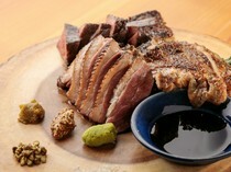 Kimiomou Tsubame no Kurashi_Meat Platter - Slowly grilled over charcoal.