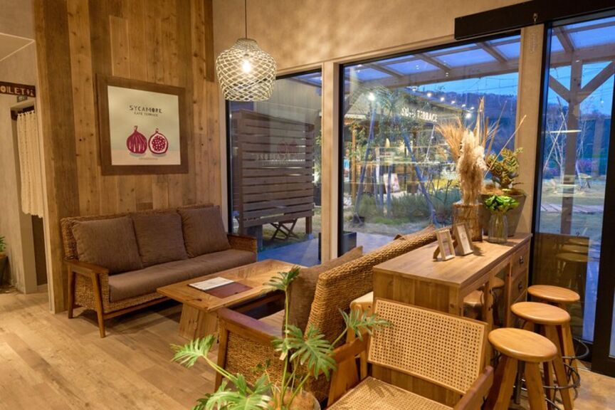 SYCAMORE CAFE TERRACE_Inside view