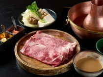 Kioicho Kichiza_	Kobe Beef Shabu-shabu - Kobe beef, characterized by its elegant and rich flavor, becomes an impressive delicacy by dipping it lightly in a special broth.