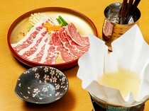 Sushi to Baniku Oyaji Saigo no Nigiri Bettei_Sakura Hot Pot - A new experience of shabu-shabu with horse meat.
